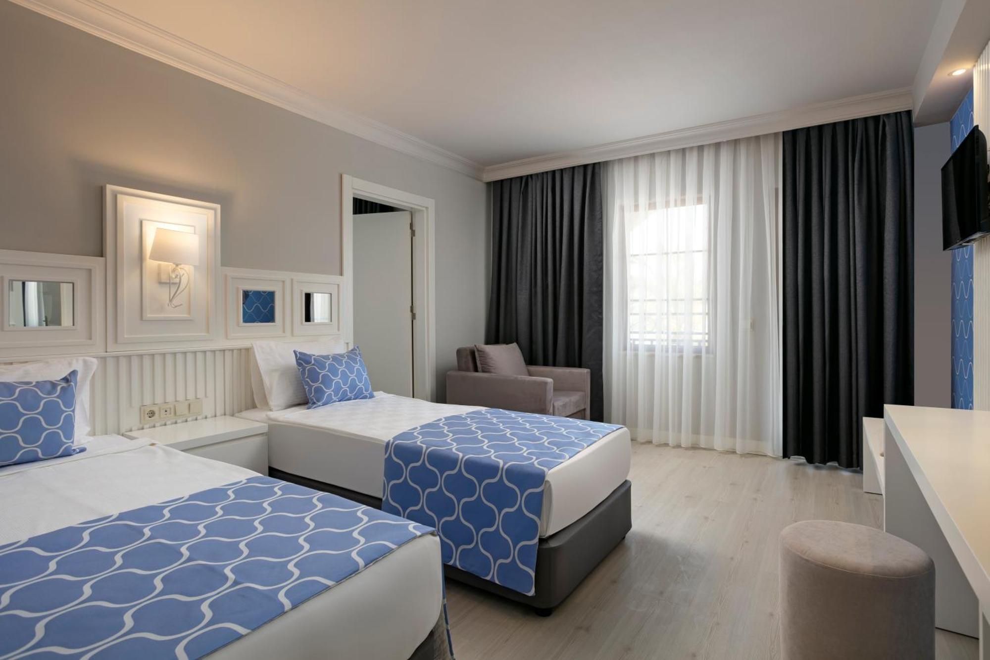 Euphoria Barbaross Beach Resort Kızılot 객실 사진